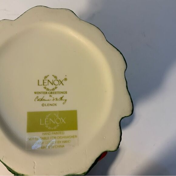 Lenox Chickadee Creamer Figurine For the Holidays Christmas Bird Winter Greeting - Picture 6 of 9